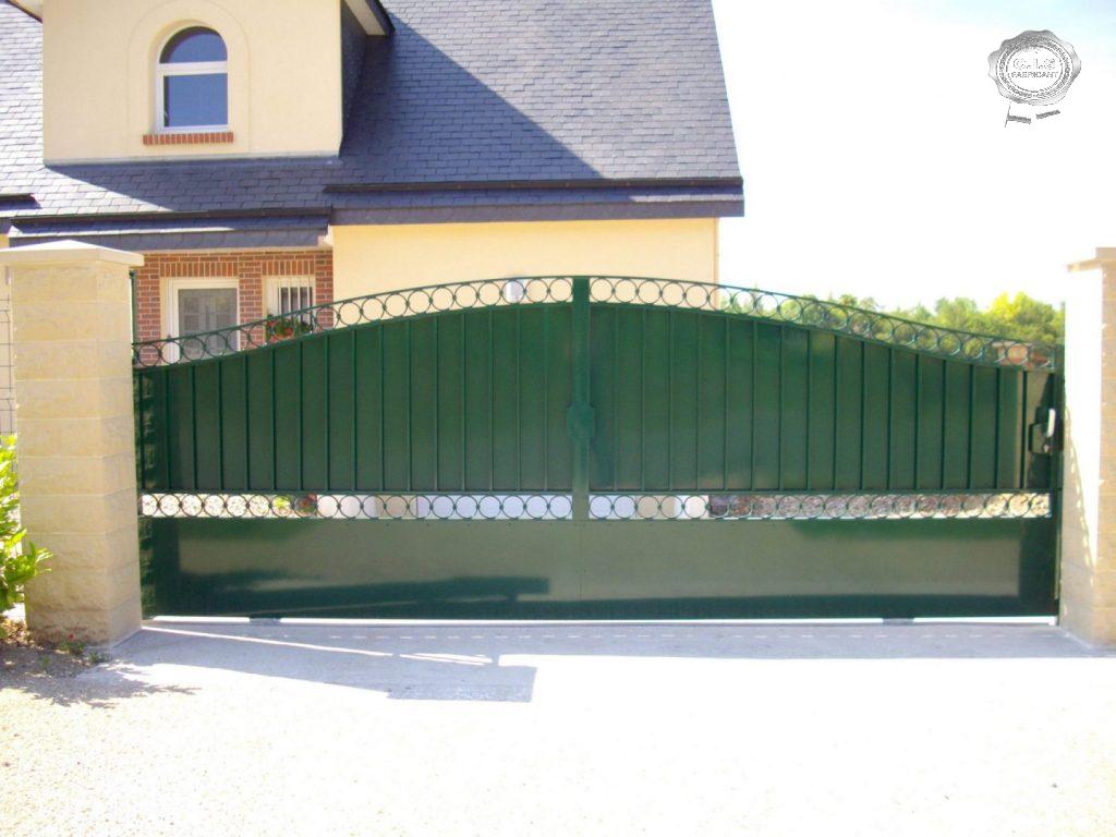 Portail classique plein vert émeraude